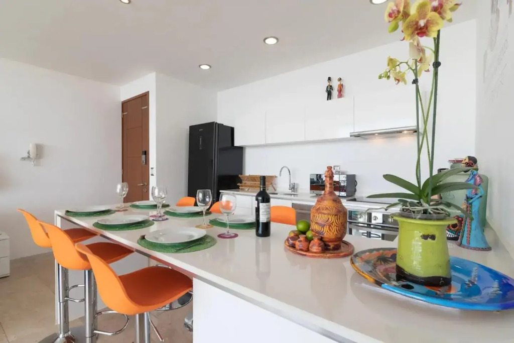 Dream Condo Between Beach and 5ta