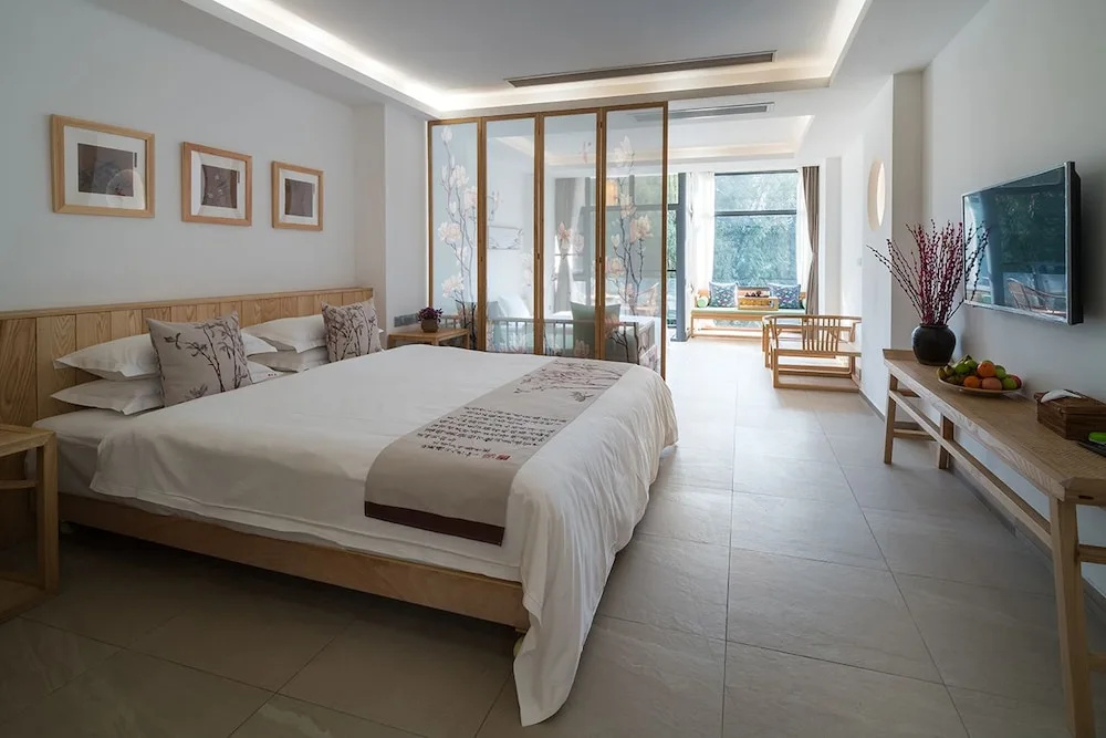CTN LiRiver Boutique Hotel