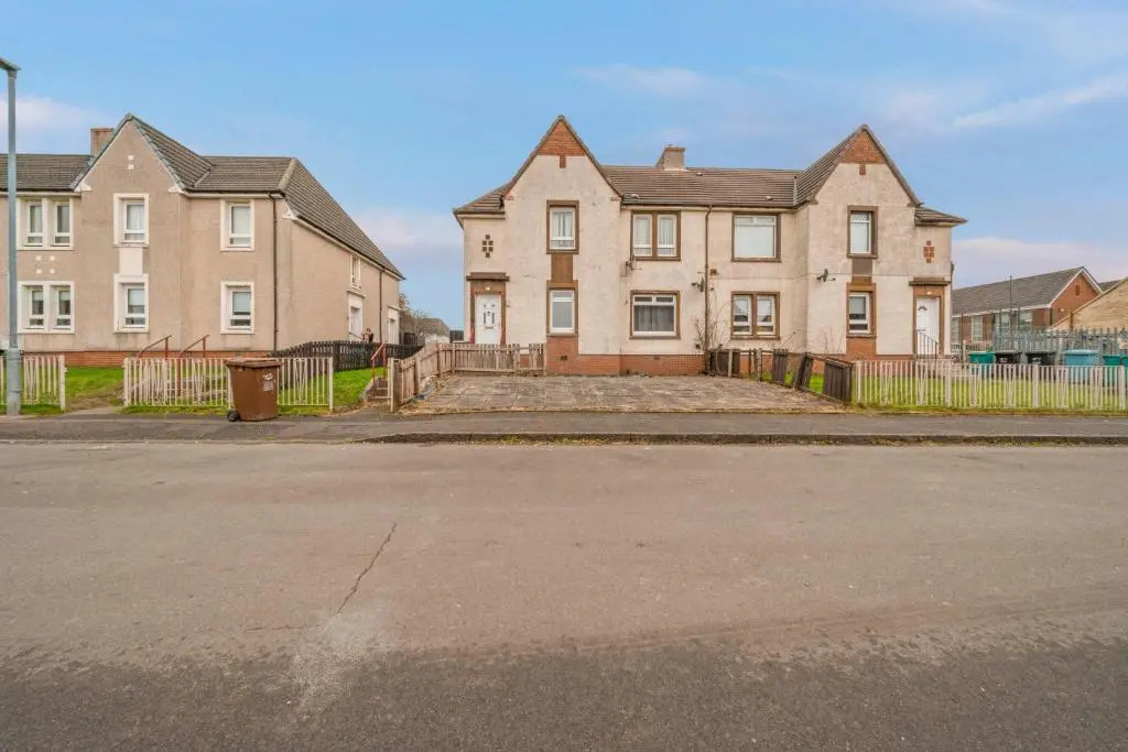 McCulloch Apartment