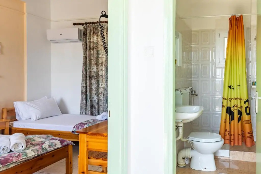 Stafylos Rooms
