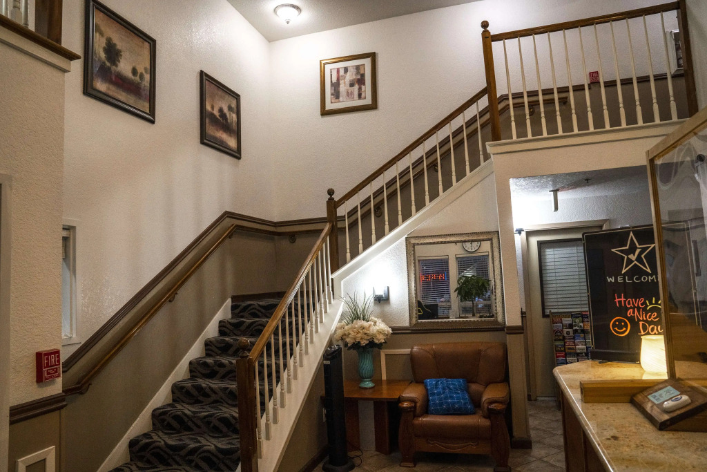 Americas Best Value Inn Lynnwood
