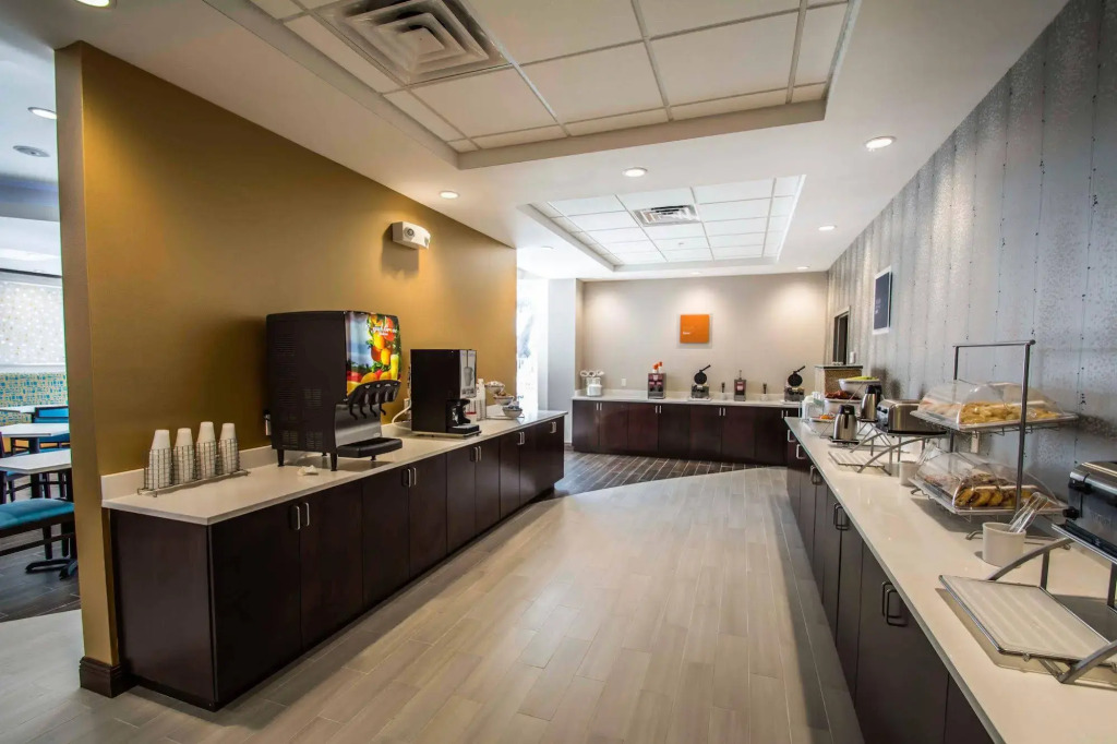 Comfort Suites Fort Lauderdale Airport South & Cruise Port