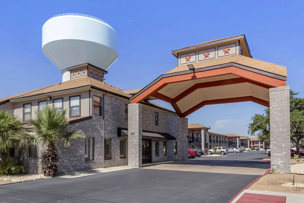 Econo Lodge Near Lackland Air Force Base-SeaWorld