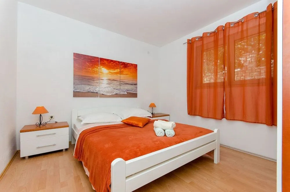 Toni & Tina Apartments
