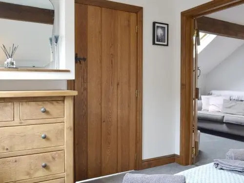Field Farm Apartment