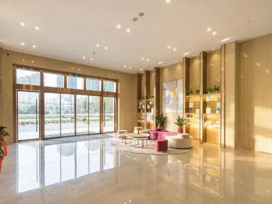 Lavande Hotel (Wuhan Jinyin Lake University of Light Industry)