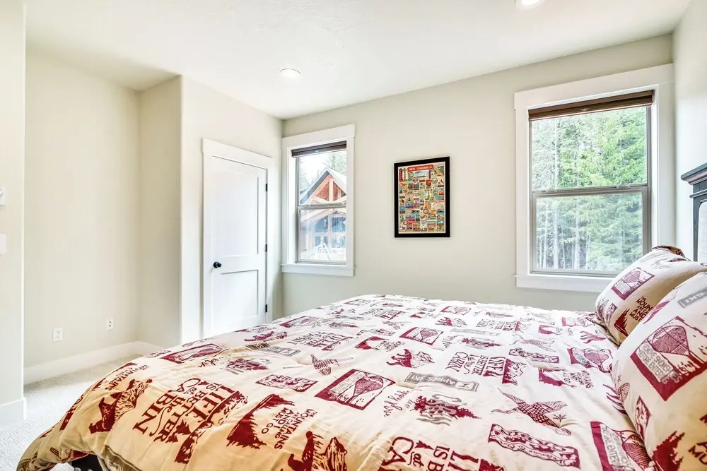 Government Camp Vacation Rental w/ Private Hot Tub