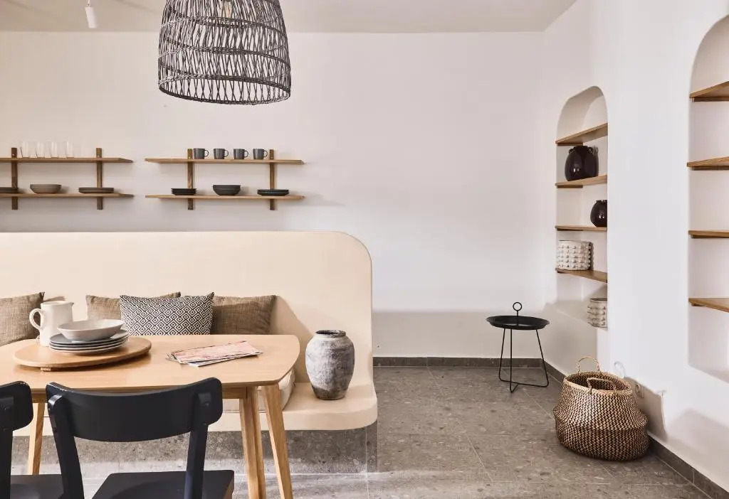 Tramontana Suites