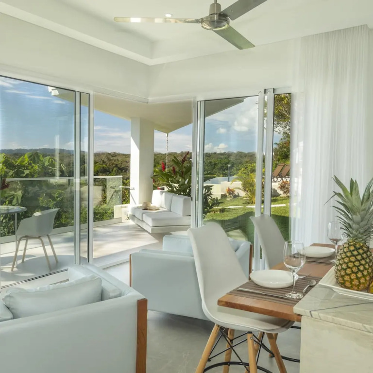 Adeluna Luxury Villas