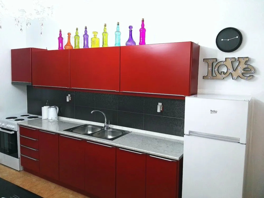LUXURY SUITES - parking , central suites