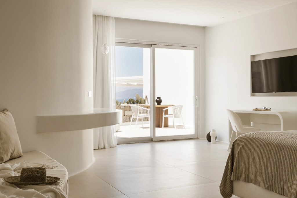 Lovia Mykonos