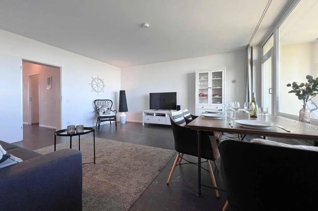 Ferienwohnung-86-mit-Panorama-Meerblick-im-Strandhochhaus-Doese