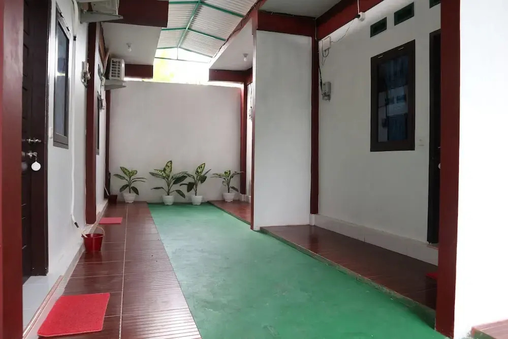 SPOT ON 1772 Hotel Penginapan Cemara Syariah