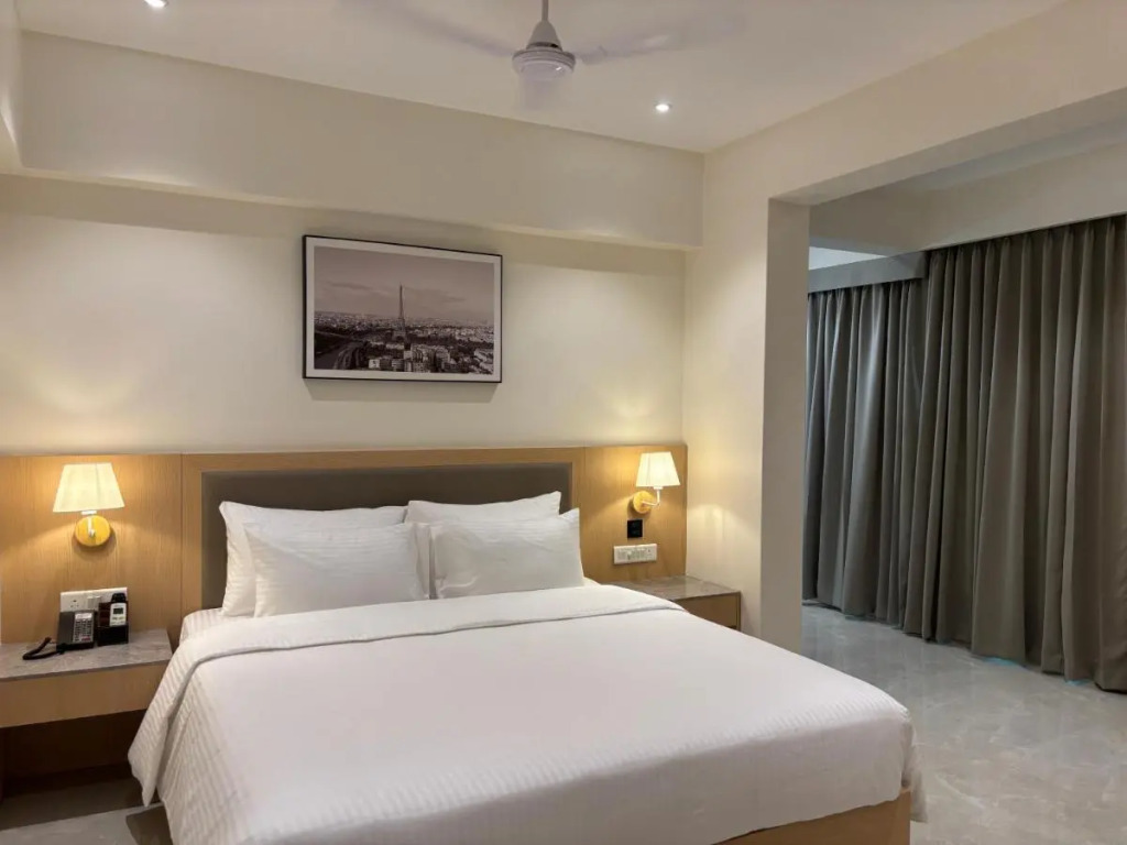 Mastiff Hotel Hinjawadi Pune