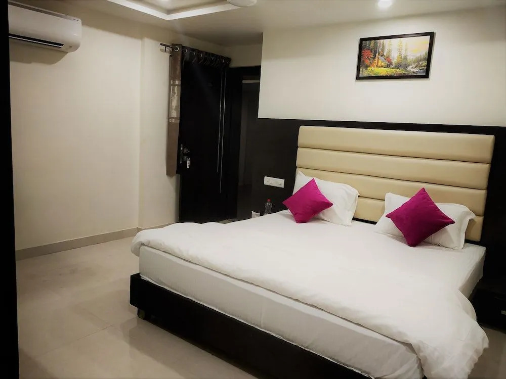 Hotel Suryansh