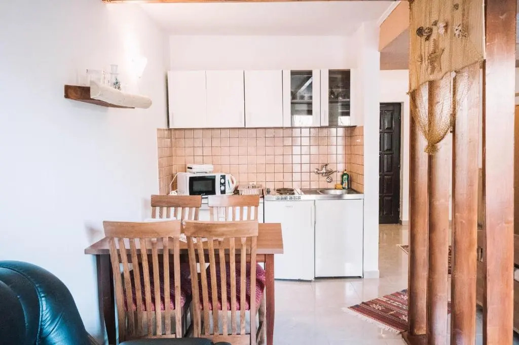Bivalvia Apartments