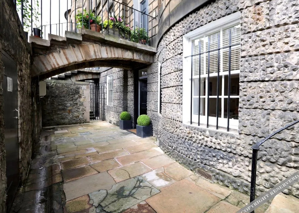 Charming Apartments Edinburgh