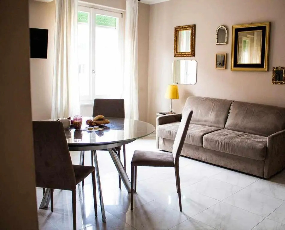 Trilocale in pieno centro lt0244