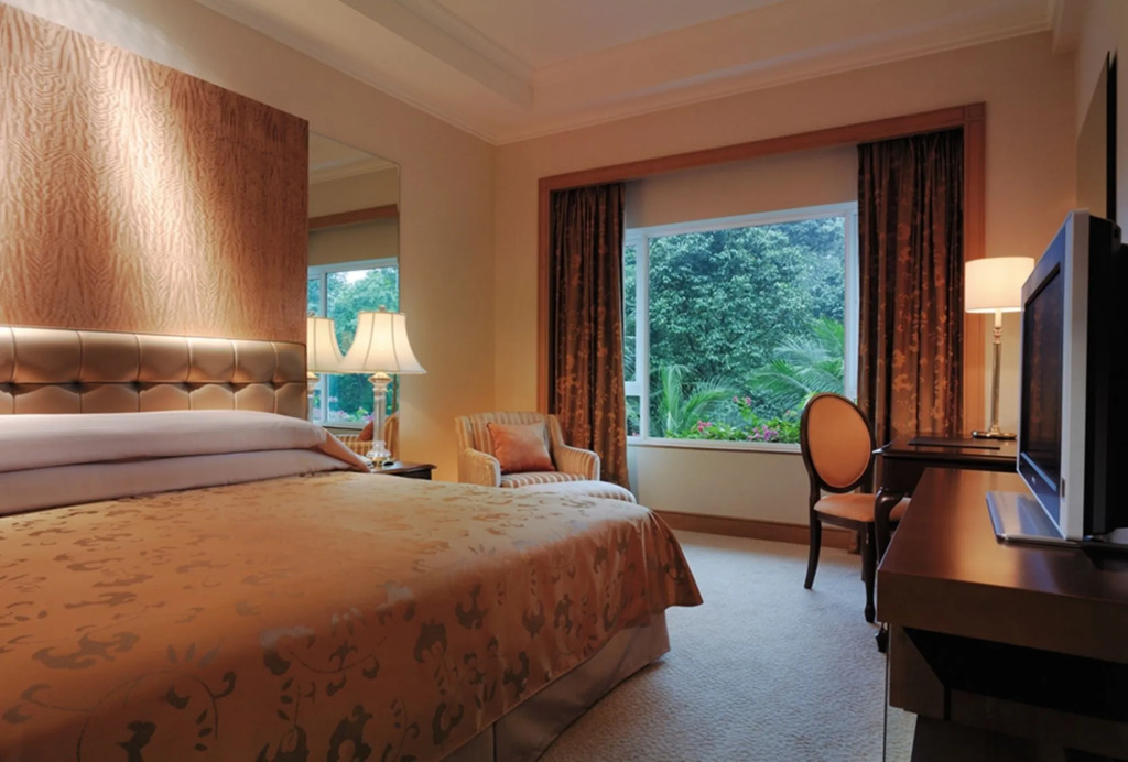 Shangri-La Apartments