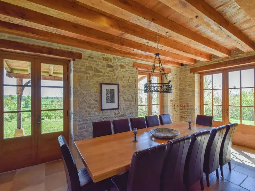 Elegant Countryside Retreat
