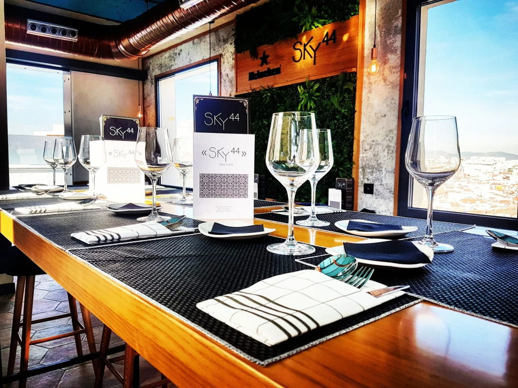 Hostal Gran Via 44