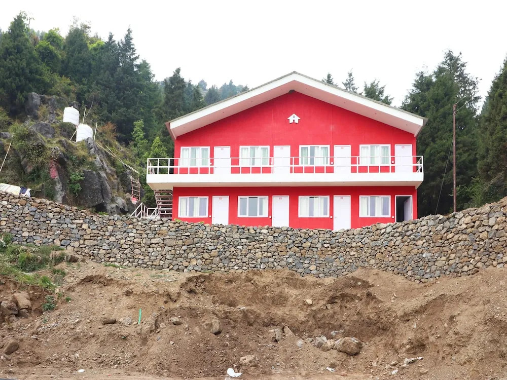 OYO 14095 Swiss Resort