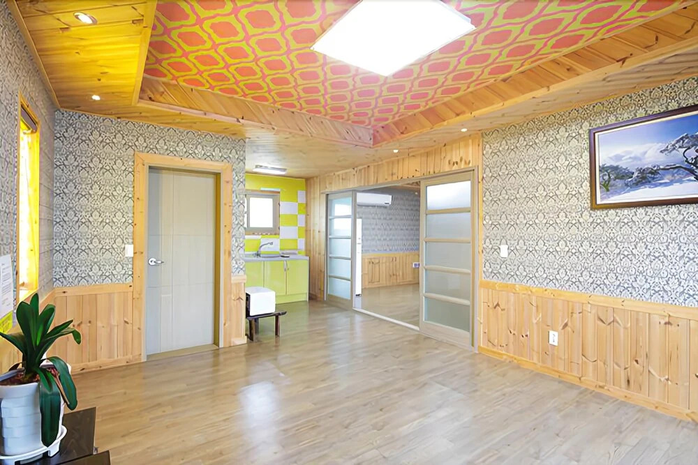 Gyeongju Pine Valley Pension