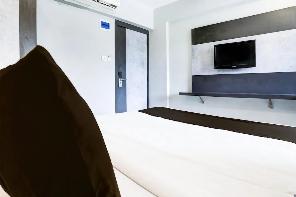 Townhouse Oak Vashi