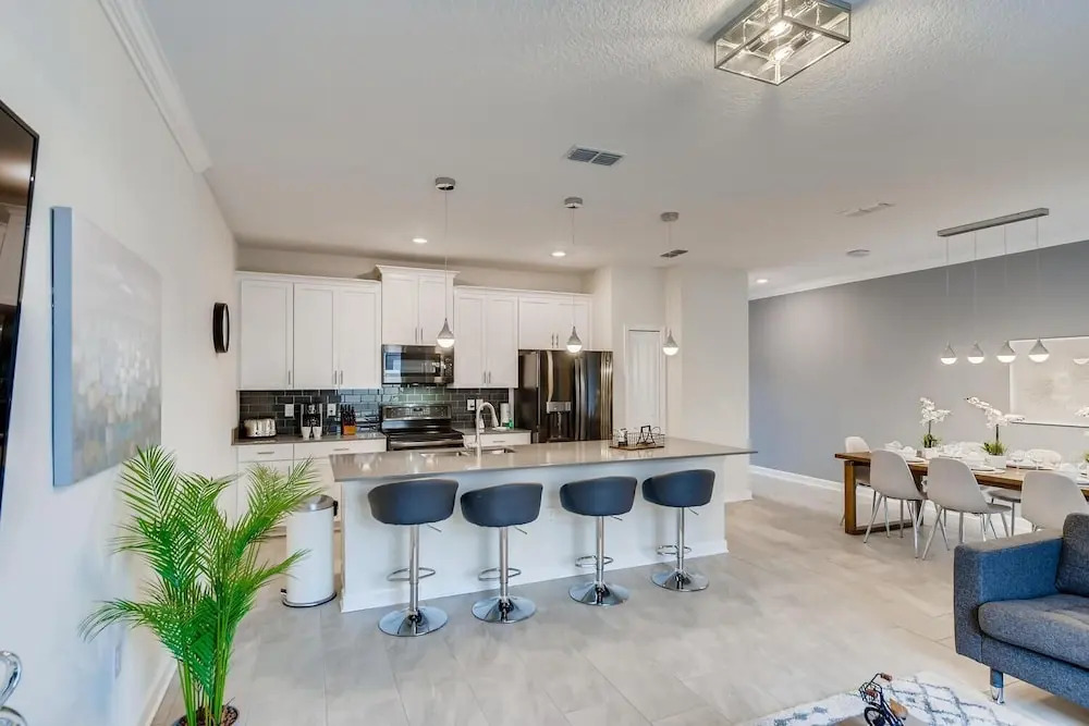4321 QS - Magical Haven Townhome w/ Pool