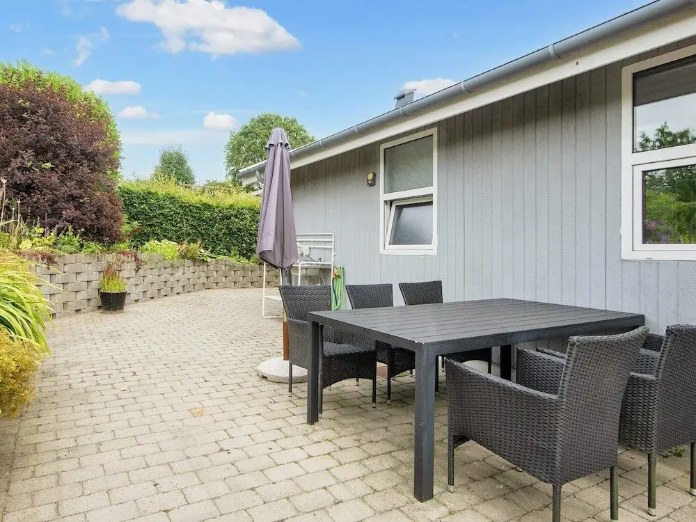 6 person holiday home in Hejls