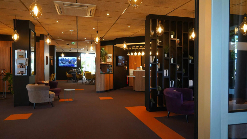 Campanile NATURE - Clermont-Ferrand Nord Riom