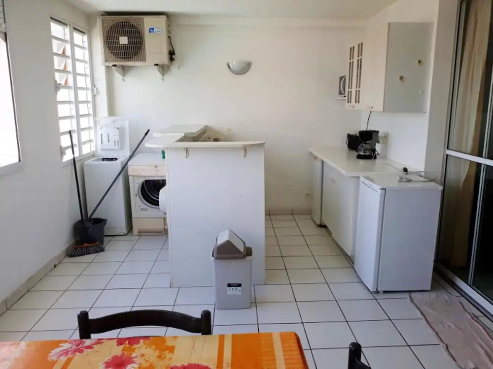 House With one Bedroom in Les Trois-îlets, With Wonderful sea View, Shared Pool, Enclosed Garden