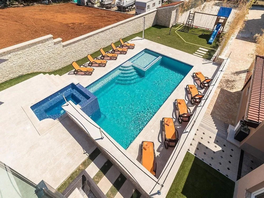 Luxury Villa Maxima