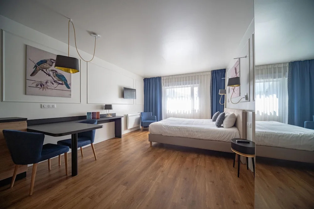 RESIDENCE Rive Droite