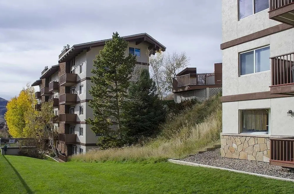 2215 Storm Meadows Dr Condo Unit 13 Building A 1 Bedroom 1 Bathroom Co