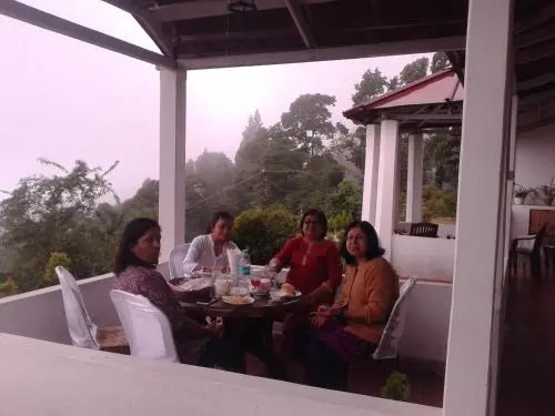 Takdah Heritage Bunglow10