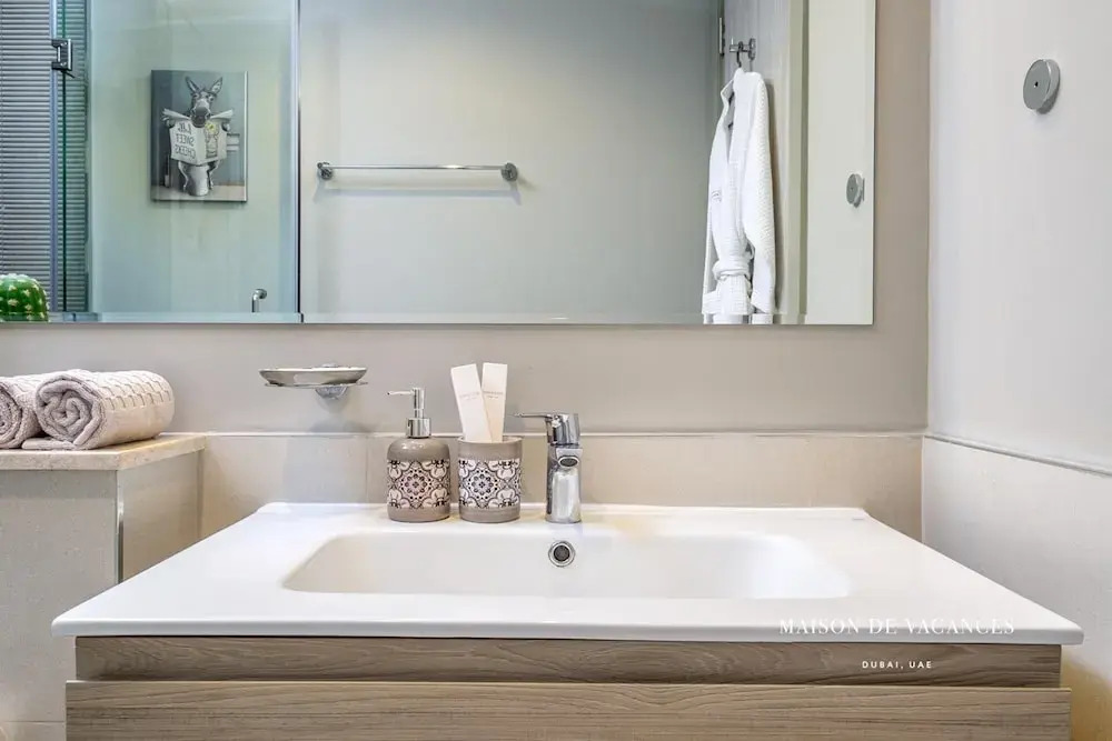 Cozy 1 Bedroom in Business Bay Dubai