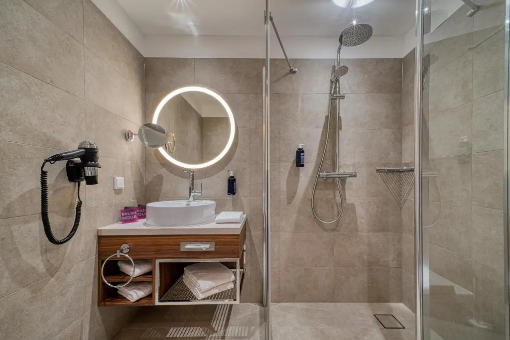 VOYA Hotel