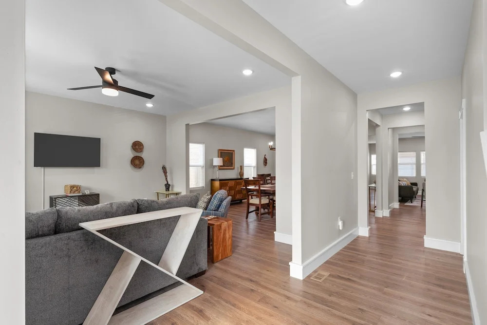 Bright Urban Comfort | JZ Vacation Rentals