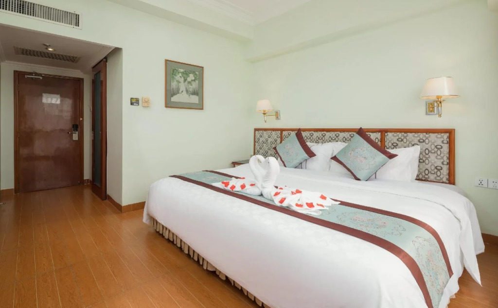 Xinyuan Hot Spring Hotel