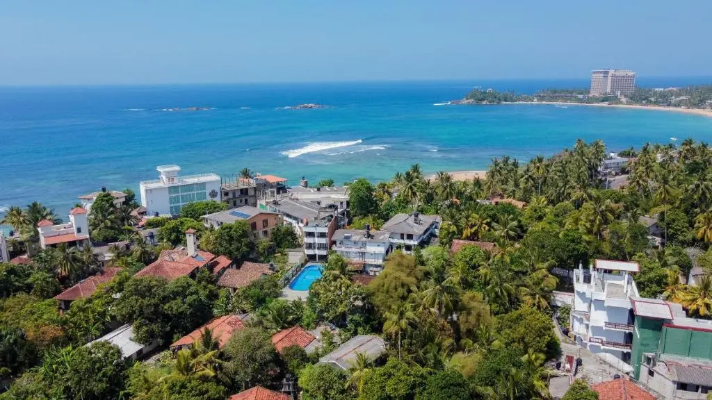Brand new apartment in Nature just 2 minute walk to beach