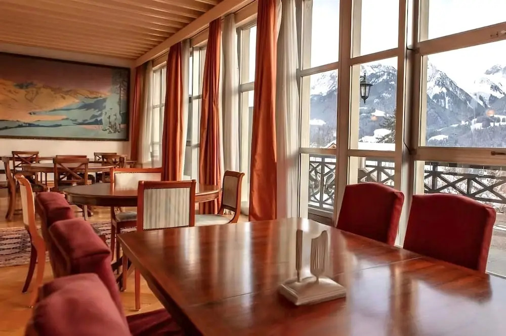 Luxury Apartment, Panoramic Mountain Views, 5 Star Spa Facilities - 4 Bedroom