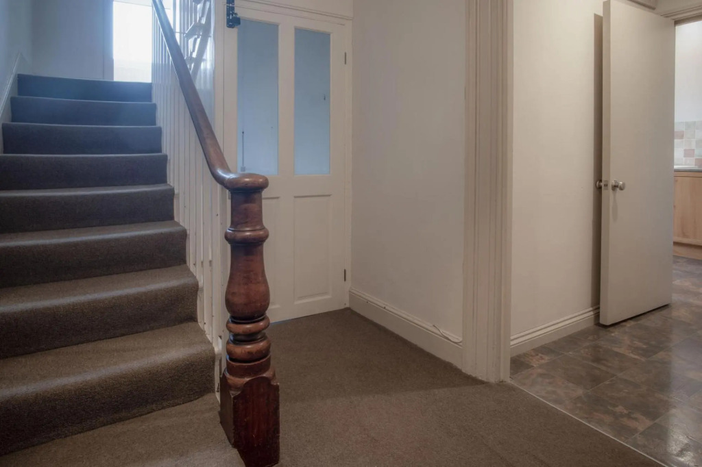 Connaught House - 2 Bedroom Apartment - Tenby