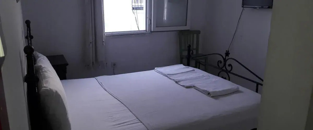 Derya Pension