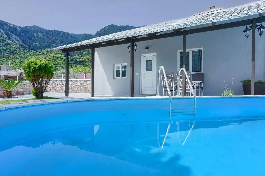 Fontana Luxury Villa Salakos With Pool Near Beach