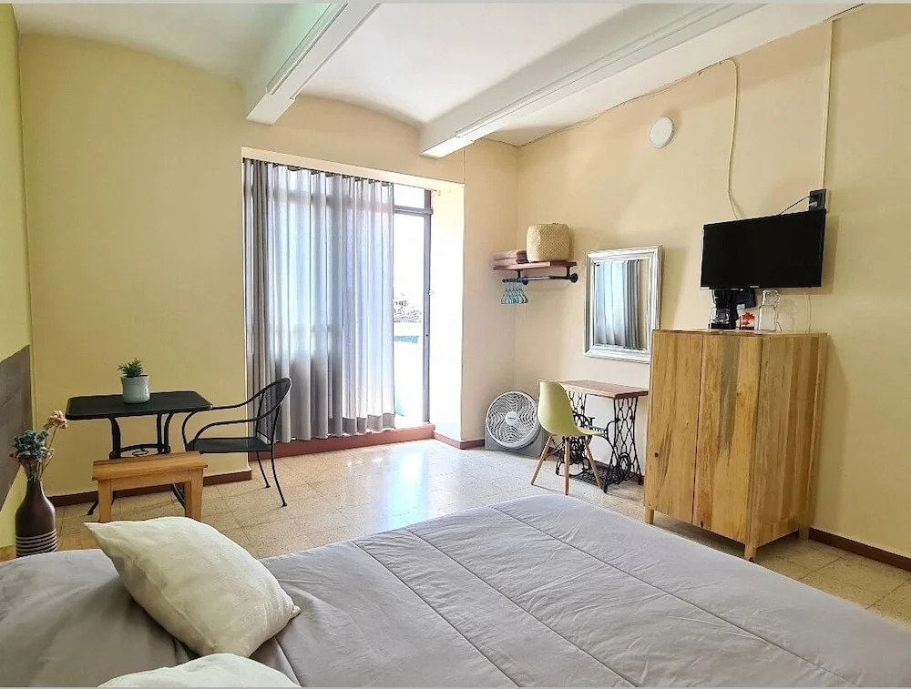 Hotel Galaxia