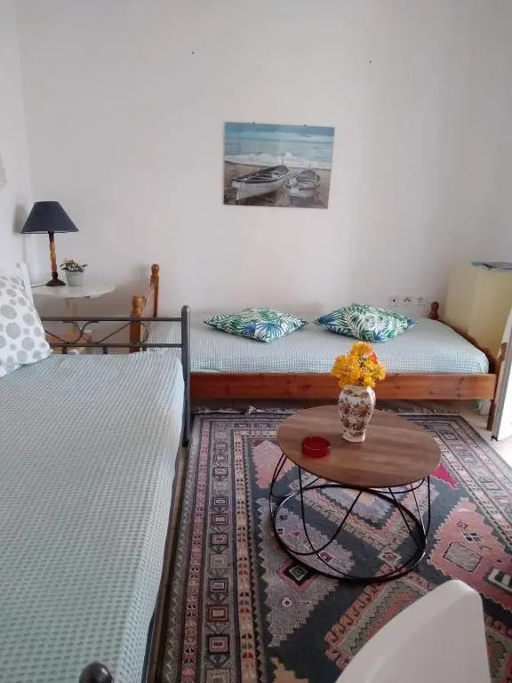 Red Rock and View Leonidio maisonette studio