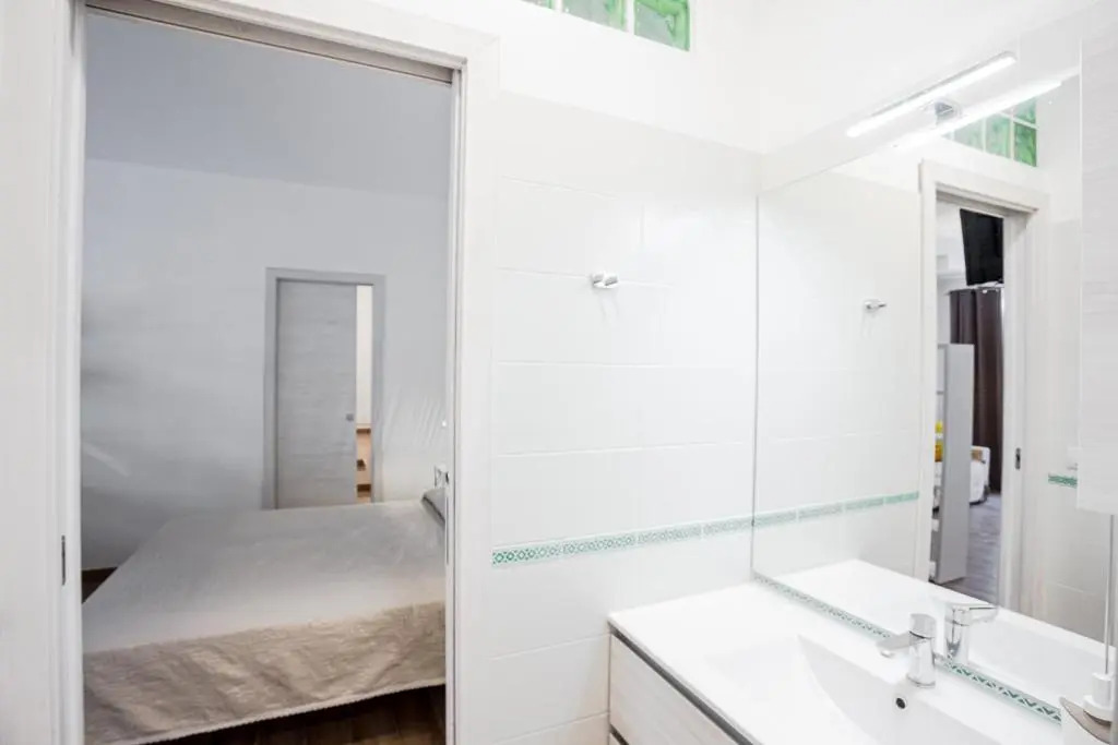 Ichnos Loft 33