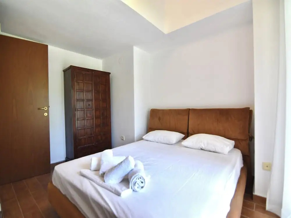 Stylish Maisonette With 3 Bedrooms in Vourvourou, Greece