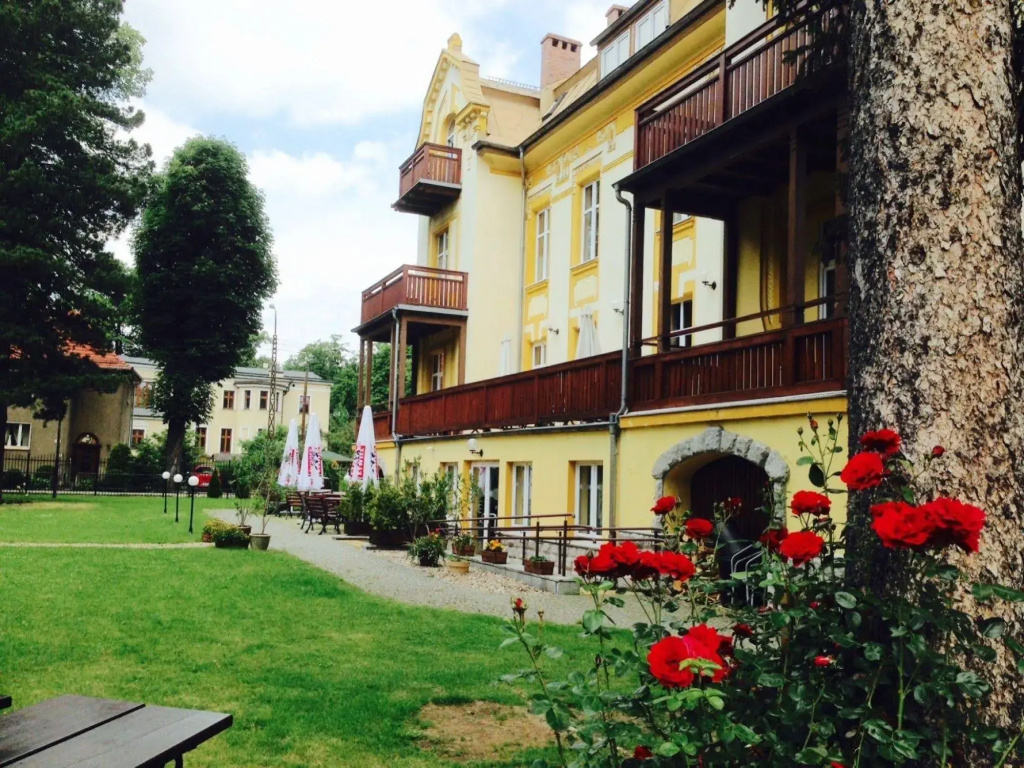Hotel Bella